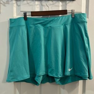 Nike Tennis Skirt new with tags